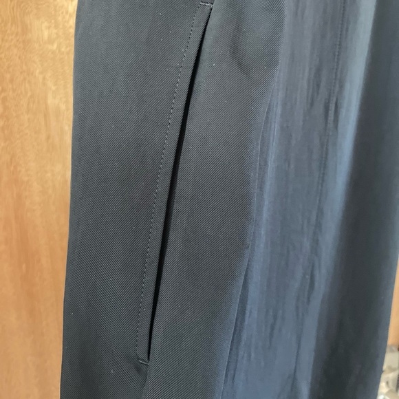 Everlane Japanese GoWeave Sleeveless Cocoon Dress Black V-Neck Size 14 (large) - Picture 7 of 8